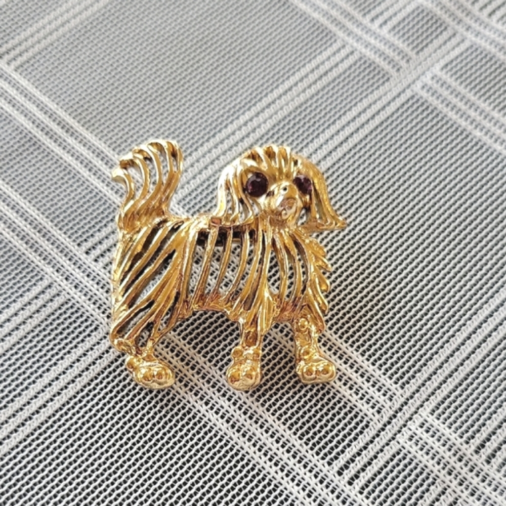 Goldtone Dog Brooch With Purple Rhinestone Eyes